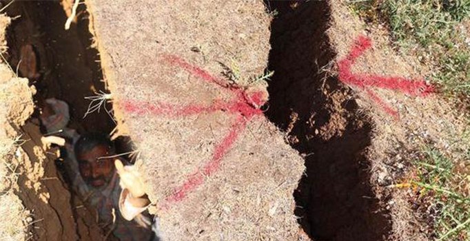 Bilgöl'de çalışmalar nedeniyle yollar ikiye bölündü