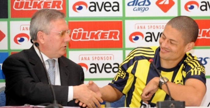 Alex de Souza'dan Aziz Yıldırım'a prim eleştirisi