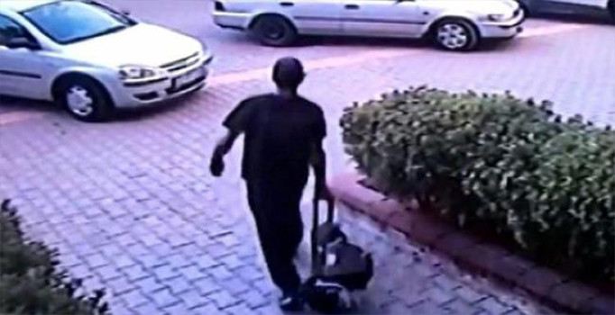 Lösemi hastası çocuğun solunum cihazını çaldı