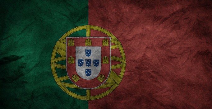 Portekiz'de üç bakan istifa etti