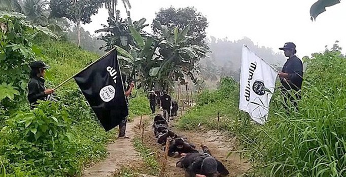 Marawi'de 2 bin sivil öldü, iddiası