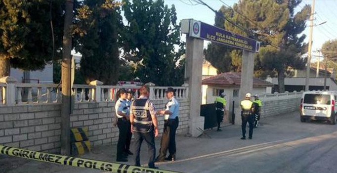 Manisa'da cinnet getiren asker dehşet saçtı! 3 arkadaşını şehit edip, intihar etti