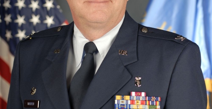 ABD ikili oynuyor: PYD'ye yardım devam edecek