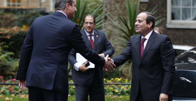 Sisi Londra'da Cameron ile görüştü