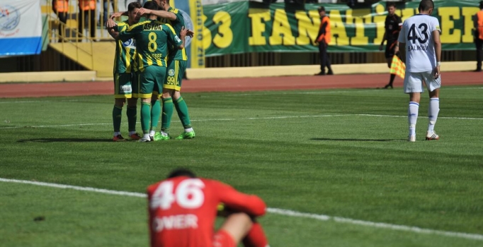 Ege takımları lige tutunma mücadelesi veriyor