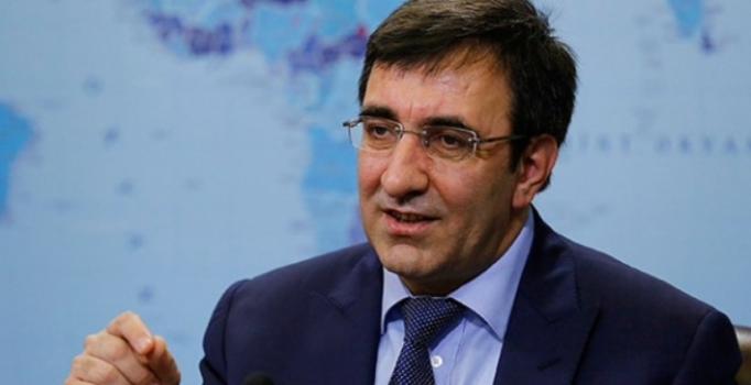 Cevdet Yılmaz: Doları yastık altına koymak ABD’ye sıfır faizle kredi açmaktır