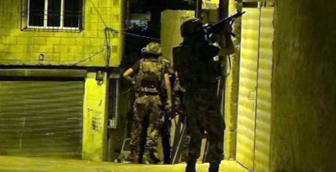 Gaziantep'te eylem hazırlığındaki DEAŞ'lı teröristlere baskın: 18 gözaltı