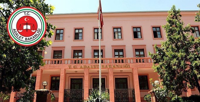 Adalet Bakanlığı 15 Temmuz bilançosunu açıkladı: 50 bin 510 kişi tutuklandı | Son dakika haber