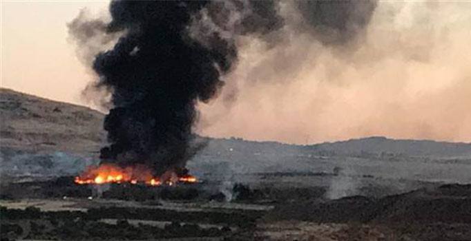 Kilis'te askeri personelin kaldığı konteynerlerde yangın... Mühimmatlar patladı