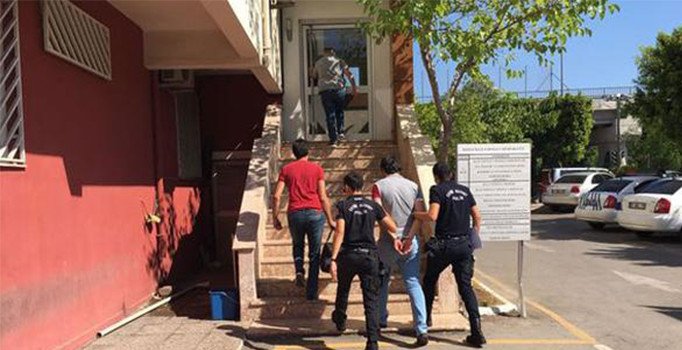 FETÖ adına beddua seansı düzenleyen derneğe baskın