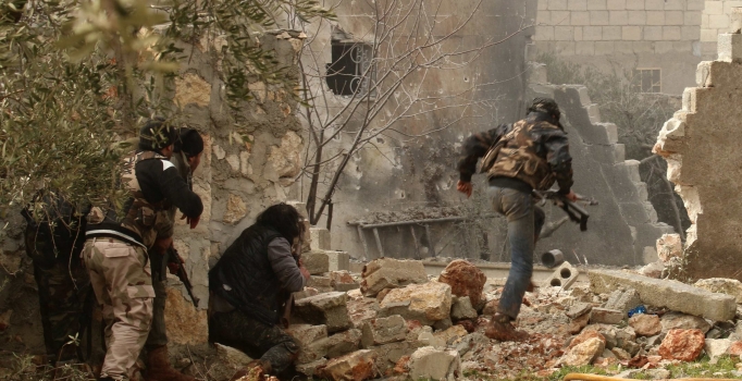 Esed rejimi Türkmenlere saldırdı: Ölü ve yaralılar var