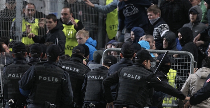 Lokomotiv Moskova Türk polisini şikayet edecek