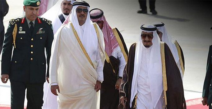 4 Arap ülkesi Katar'a karşı El-Cezire'nin kapatılması koşulunu geri çekti