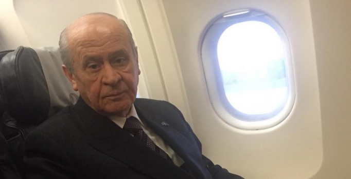 Devlet Bahçeli, uçak korkusunu yendi