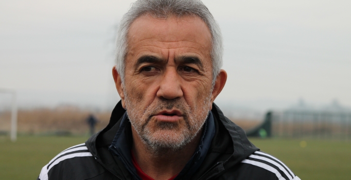 Bandırmaspor Teknik Direktörü Çapanoğlu istifa etti