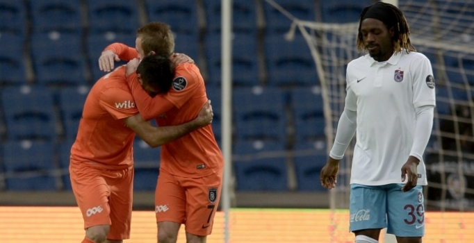 Trabzonspor Başakşehir deplasmanında 1-0 yenildi