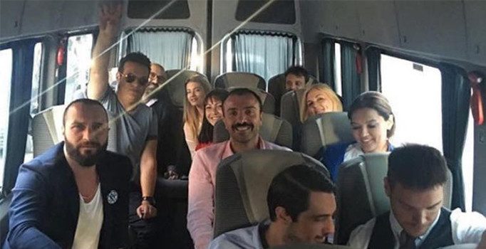 Ünlülerden 15 Temmuz mesajları