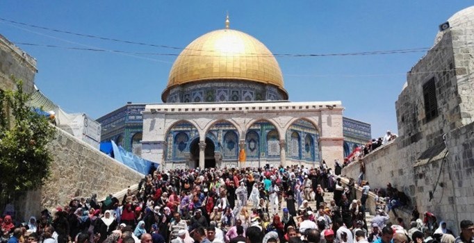 Mescid-i Aksa'ya 'yaş kısıtlaması olmaksızın' girilebilecek