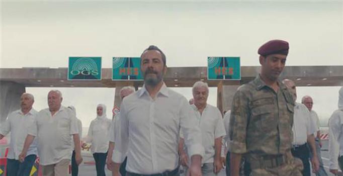 15 Temmuz özel klibinde Reha Kapsal Erol Olçok'u canlandırdı