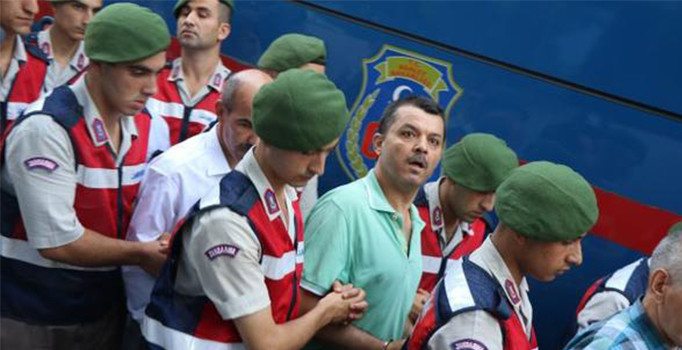 Aladağ sanığından gazetecilere tepki: Ne çekiyorsunuz, karşınızda terörist mi var?