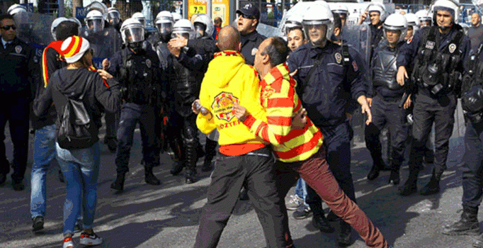 İzmir derbisi öncesi kavga çıktı