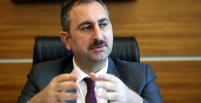 En kritik koltuk ona emanet (Abdülhamit Gül kimdir?)