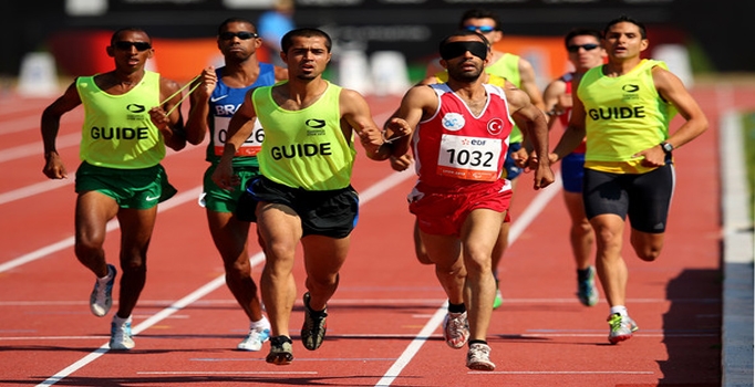 Görme engelli milli atlet hedef yükseltti