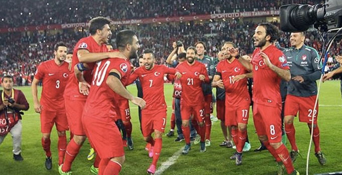 A Milli Takım'ın Katar maçı aday kadrosu açıklandı