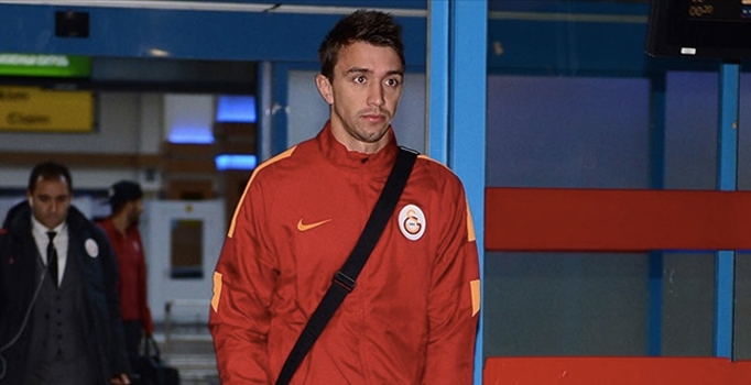 Fernando Muslera'yı ağlattılar