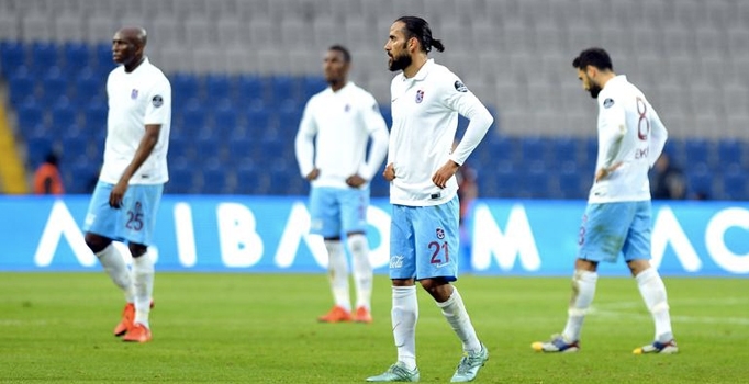 Trabzonspor'da seçime kadar futbolculara para verilmeyecek