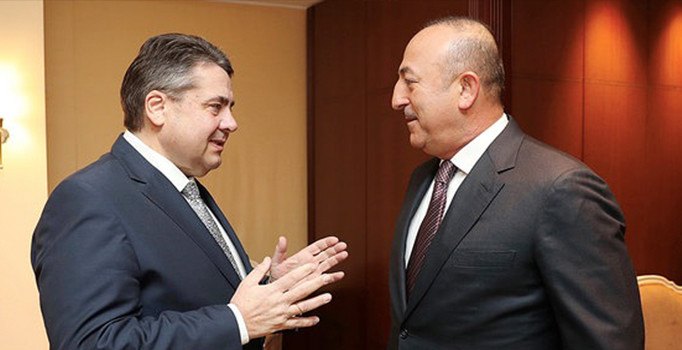 Dışişleri Bakanı Çavuşoğlu, Alman mevkidaşı Gabriel ile görüştü