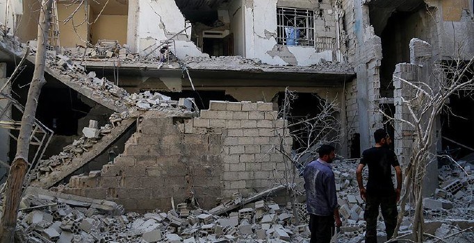 Esed rejimi Doğu Guta'da yetimhaneyi hedef aldı