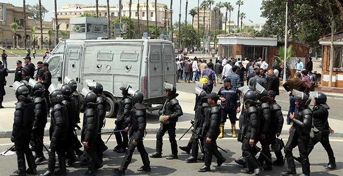 Mısır'da 296 kişi daha terör listesinde