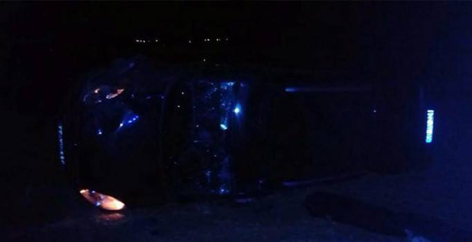 Adıyaman'ın Gölbaşı ilçesi'nde hafif ticari araç devrildi: 1 ölü, 2 yaralı