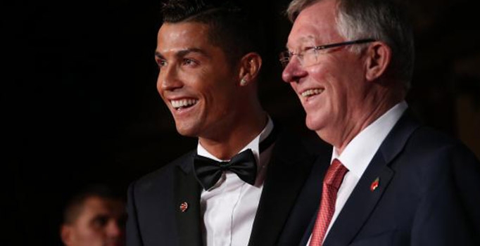 'Cristiano Ronaldo' belgesel filminin tanıtımında Guinness ‘selfie’ rekoru denedi