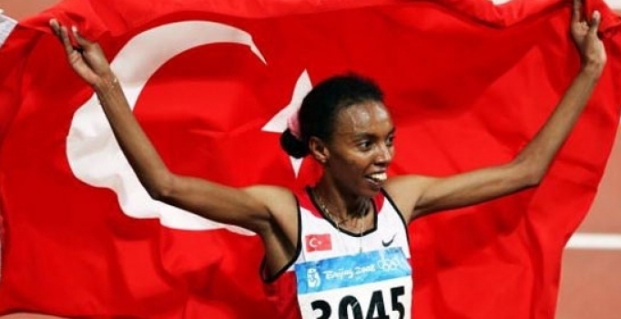 Milli sporcu Elvan Abeylegesse ek süre istedi