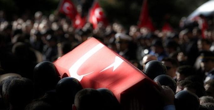 Silopi'de şehit olan polis Hasan Aslan'ın Gaziantep'teki baba evinde yas var!