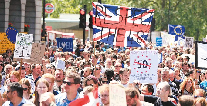 Krediler artıyor hane halkının geliri azalıyor