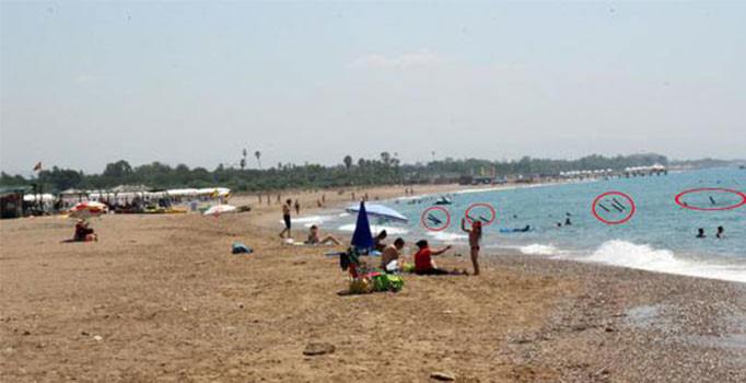 Antalya'daki plaj kaderine terk edildi