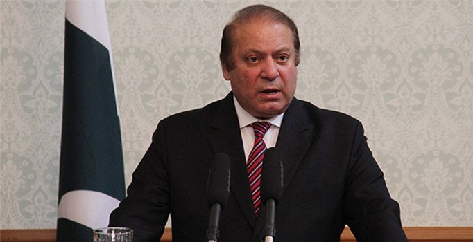 Pakistan Başbakanı Navaz Şerif görevinden men edildi