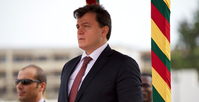 Eski Gana Büyükelçisi FETÖ'den tutuklandı