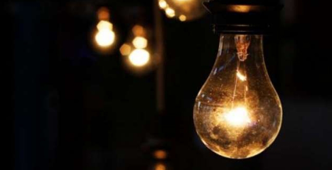 16 Kasım'da İstanbul'da elektrik kesintisi - Fatih'te elektrikler ne zaman gelecek?