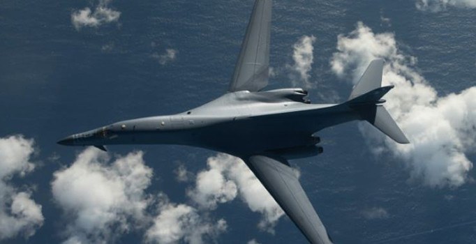 ABD'den Kuzey Kore'ye karşı bombardıman uçaklarıyla gövde gösterisi
