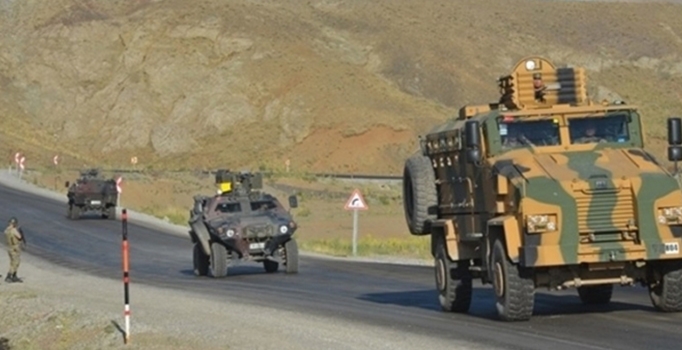 Şırnak İdil'de polise roketatarlı saldırı