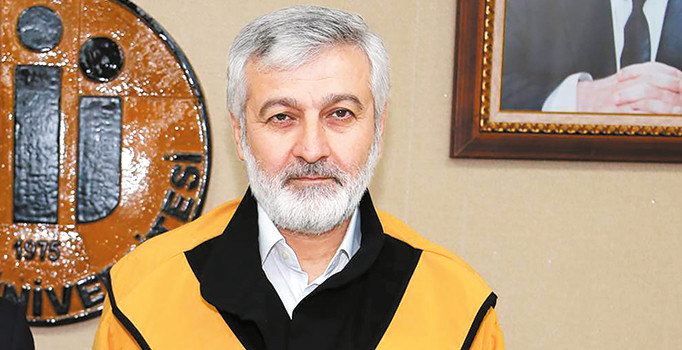 Lisede ona ‘Abdussamed’ denirdi