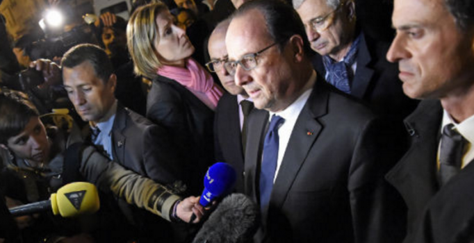 Fransa Cumhurbaşkanı Hollande Bataclan konser salonu önünde açıklama yaptı
