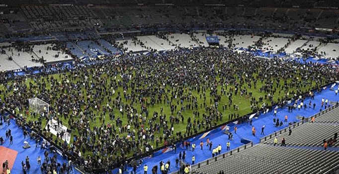 Fransa Futbol Federasyonu Başkanı Le Graet: EURO 2016 tehlikeye girdi