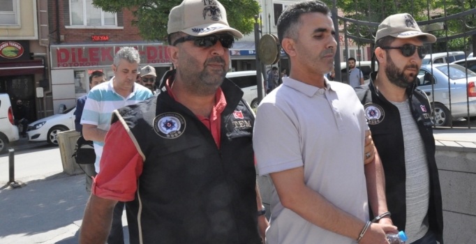 Eskişehir'de FETÖ şüphelisi 4 polis adliyede