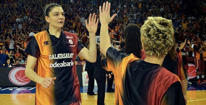 TBF Disiplin Kurulu'ndan Nevriye Yılmaz'a 1 maç ceza
