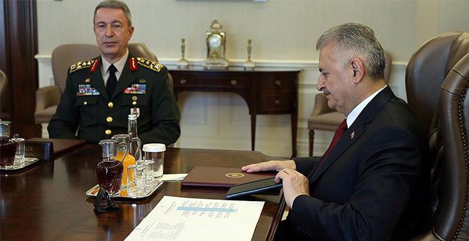 YAŞ'ta albaylara terfi yolu